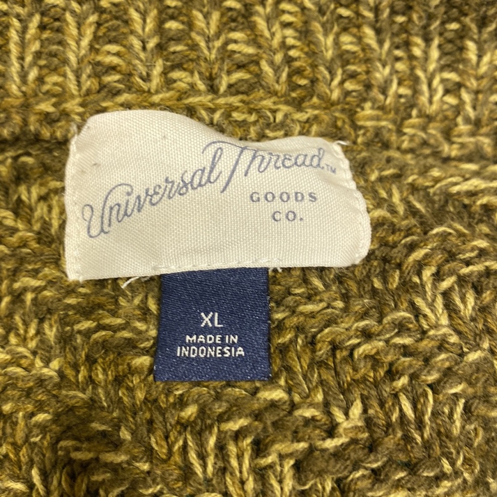 Universal Thread Knit Sweater - Picture 3 of 3